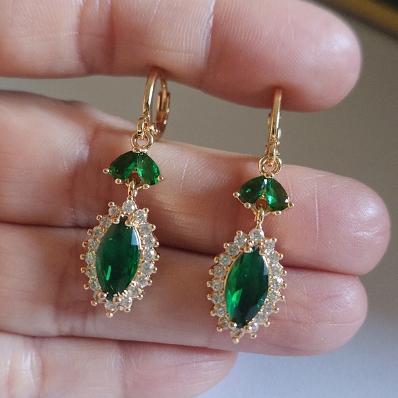 New 18K Gold Plated Marquise Cut Emerald Diamond Dangle Drop Hoop Earrings
